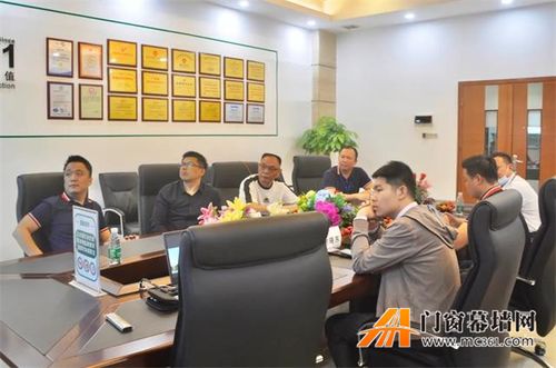 湖南省國防科技工業(yè)局技術(shù)開發(fā)中心主任一行蒞臨合和集團(tuán)參觀考察，共探技術(shù)合作新機(jī)遇